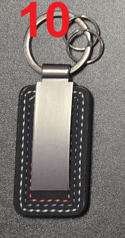 Armbänder und Anhänger