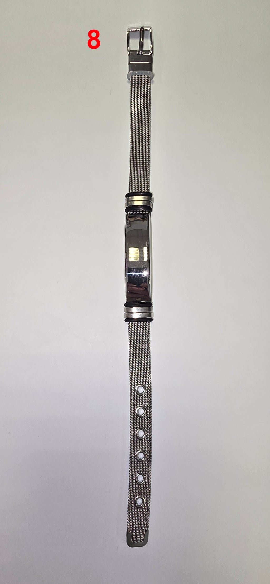 Armbänder und Anhänger