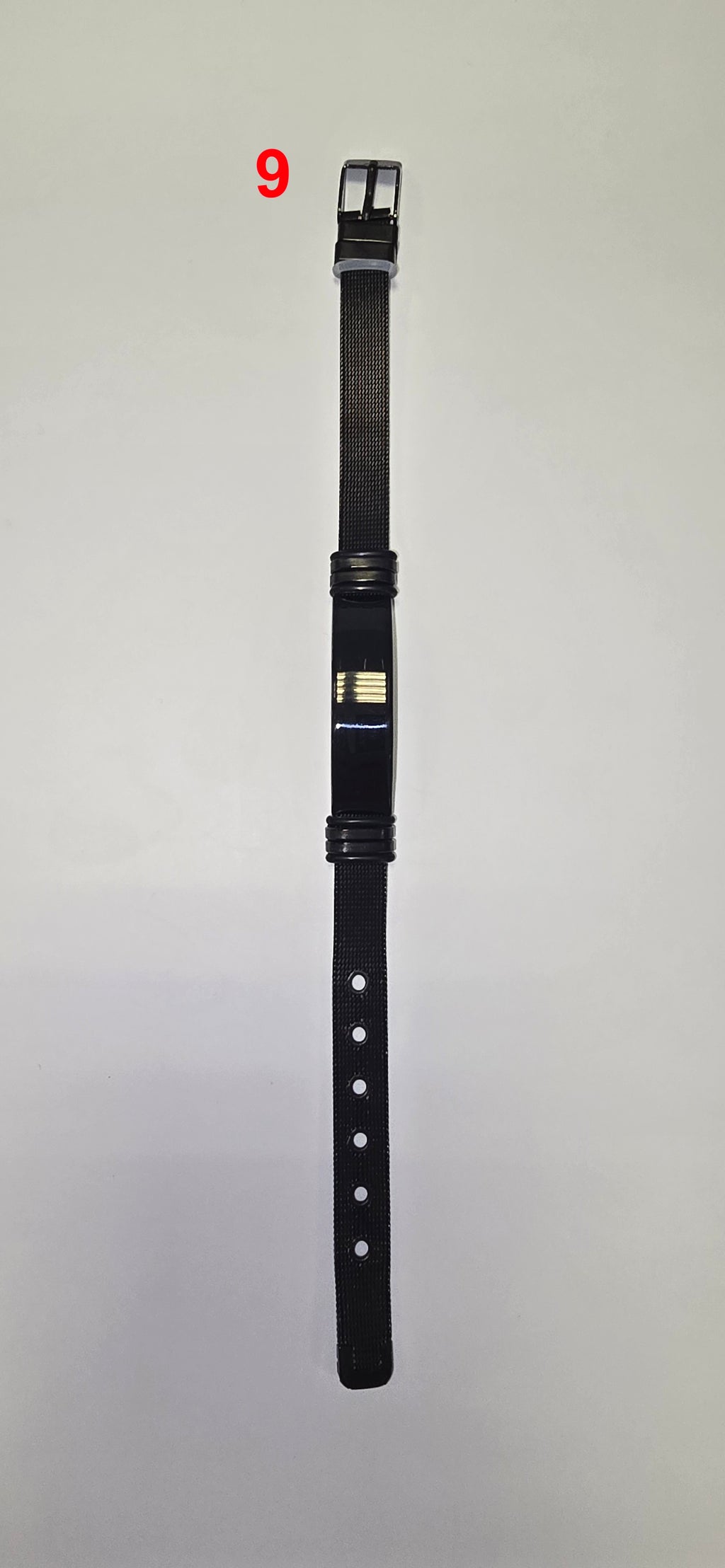 Armbänder und Anhänger